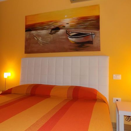 Hotel Residence Sole Fontanafredda Εξωτερικό φωτογραφία