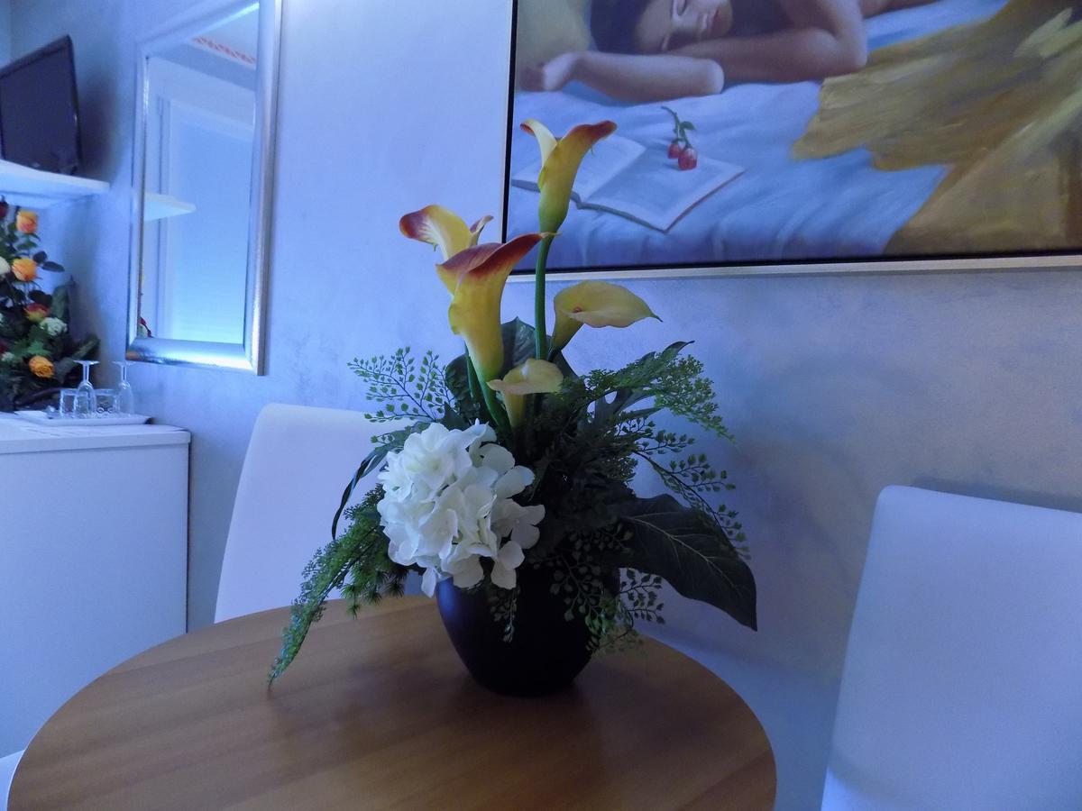 Hotel Residence Sole Fontanafredda Εξωτερικό φωτογραφία