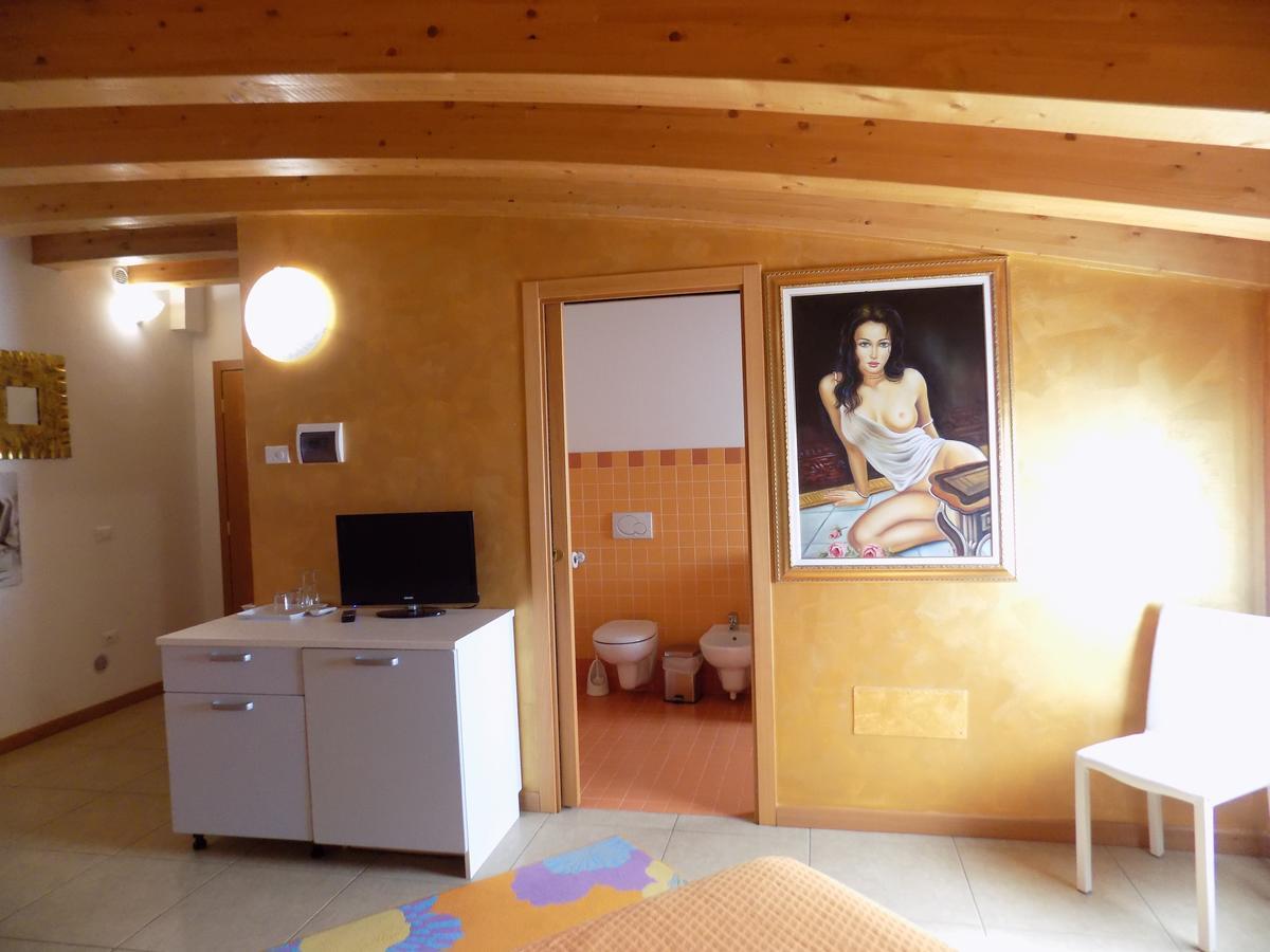 Hotel Residence Sole Fontanafredda Εξωτερικό φωτογραφία
