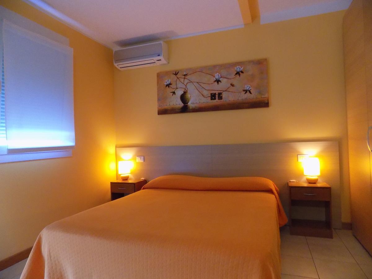 Hotel Residence Sole Fontanafredda Εξωτερικό φωτογραφία