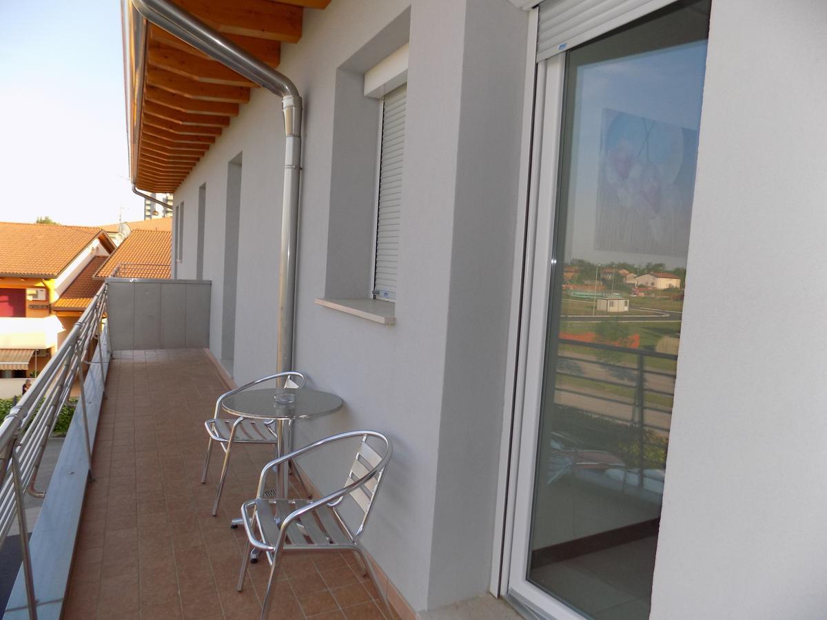 Hotel Residence Sole Fontanafredda Εξωτερικό φωτογραφία
