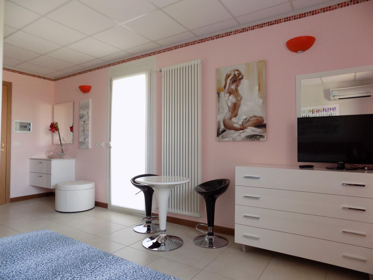 Hotel Residence Sole Fontanafredda Εξωτερικό φωτογραφία