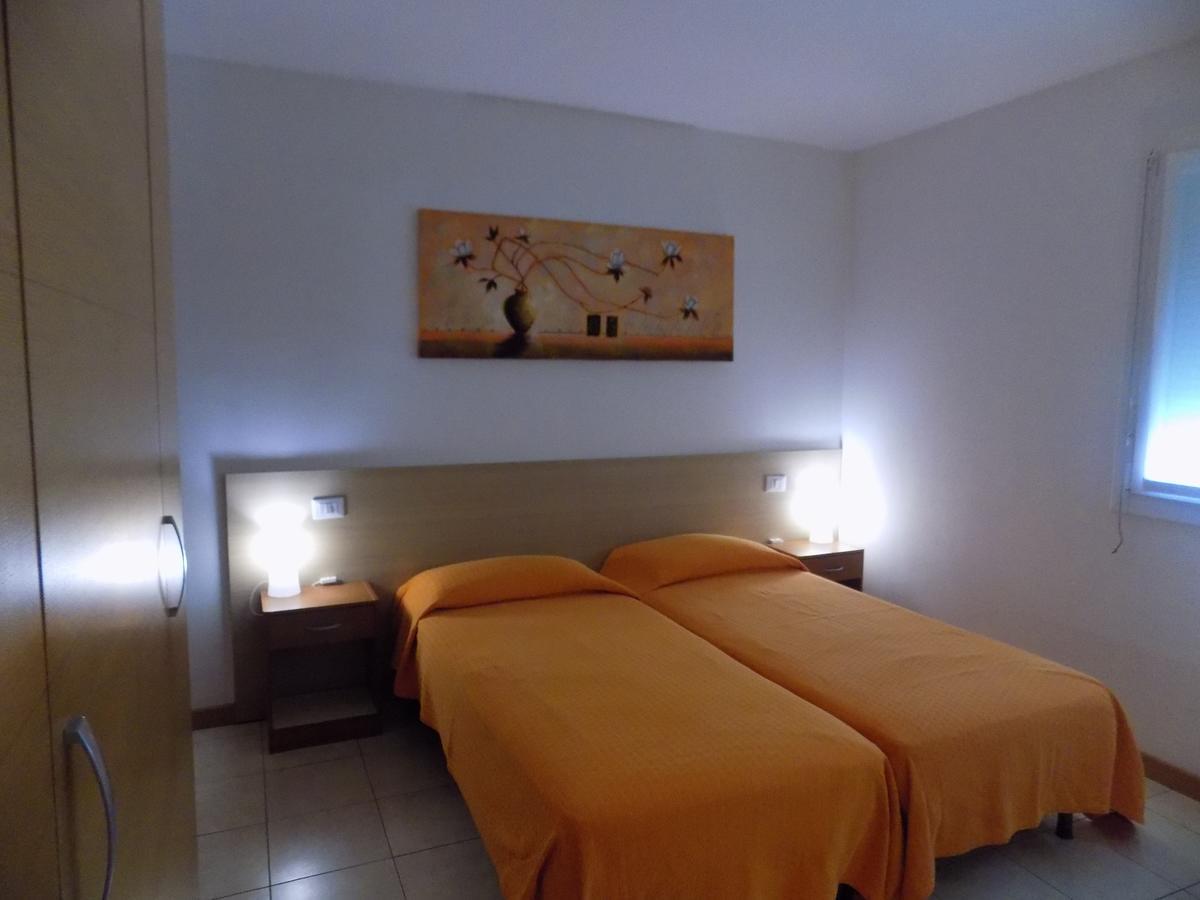 Hotel Residence Sole Fontanafredda Εξωτερικό φωτογραφία